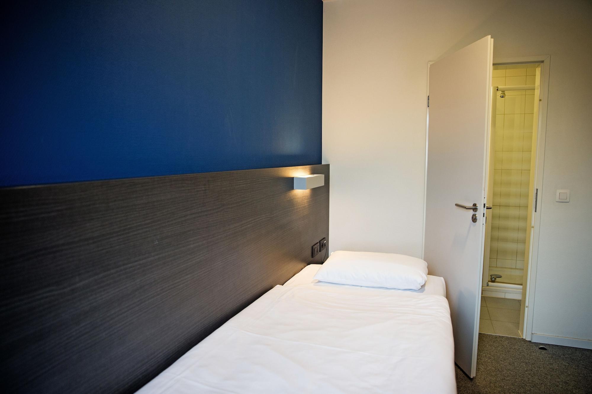 Antwerp Harbour Hotel Ngoại thất bức ảnh