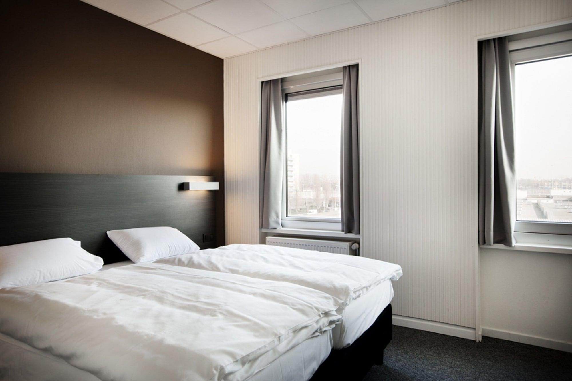 Antwerp Harbour Hotel Ngoại thất bức ảnh
