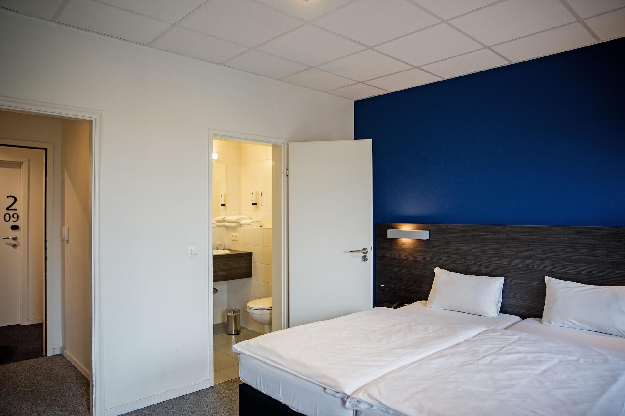 Antwerp Harbour Hotel Ngoại thất bức ảnh