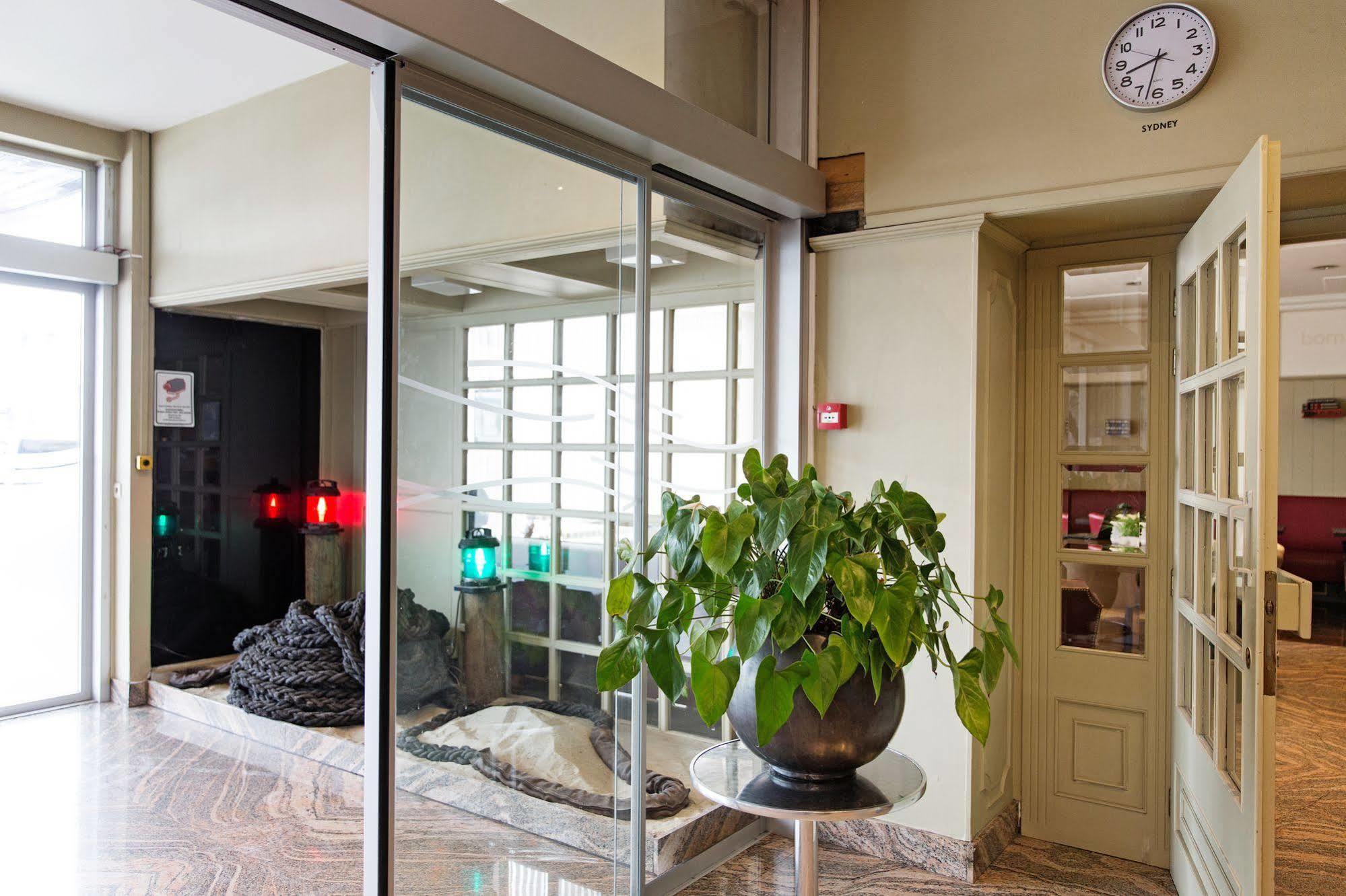 Antwerp Harbour Hotel Ngoại thất bức ảnh