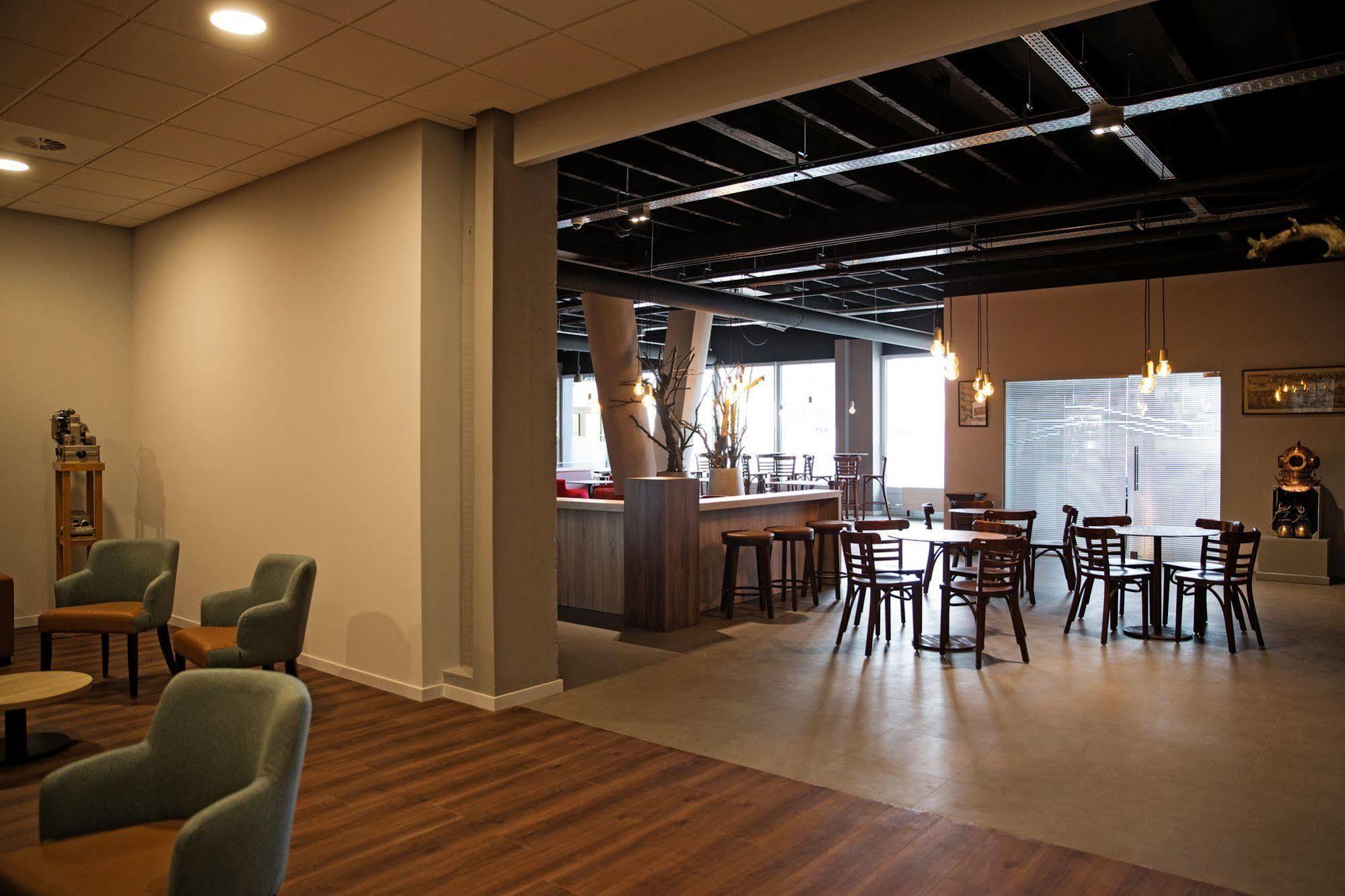 Antwerp Harbour Hotel Ngoại thất bức ảnh