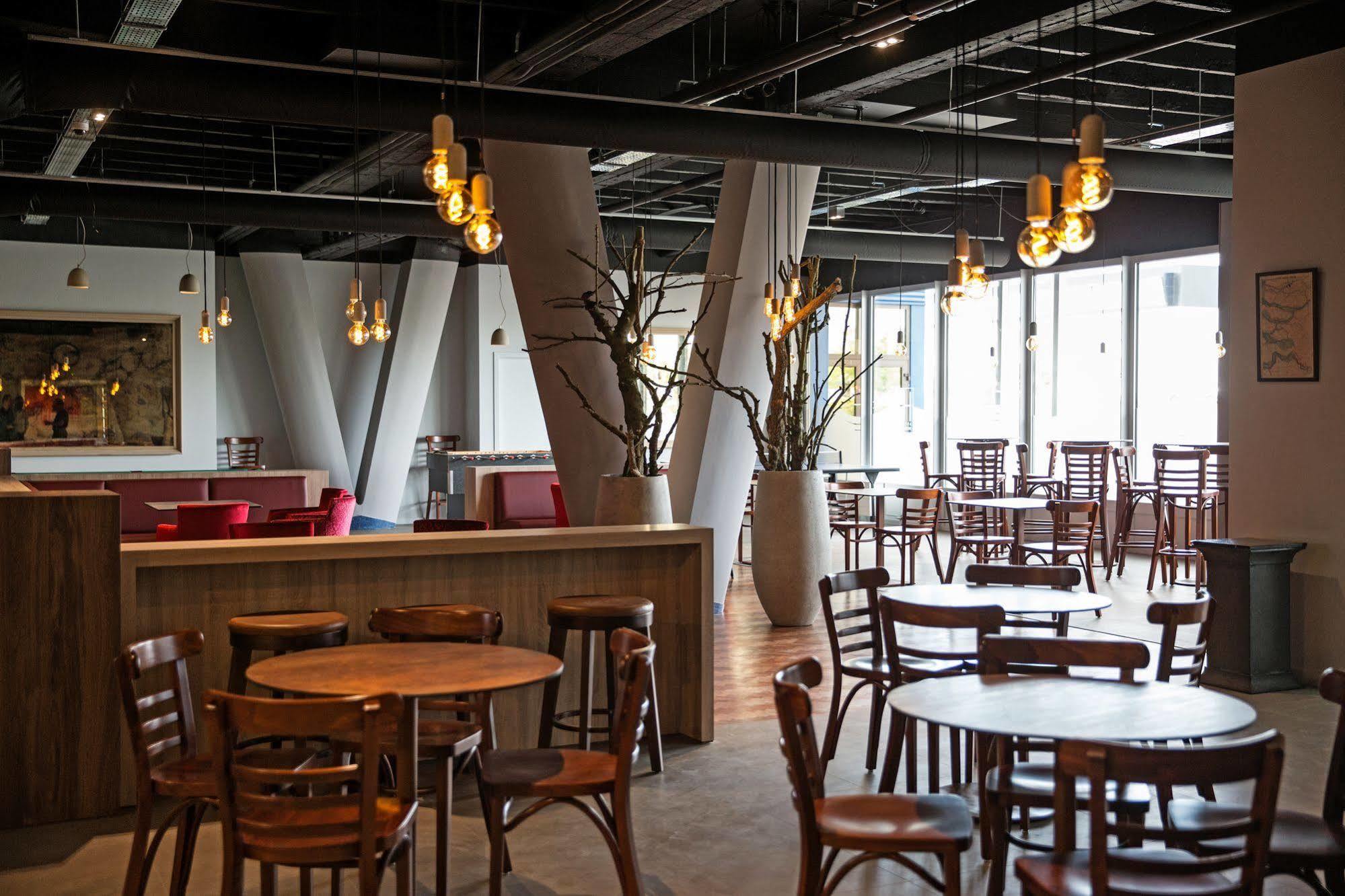 Antwerp Harbour Hotel Ngoại thất bức ảnh