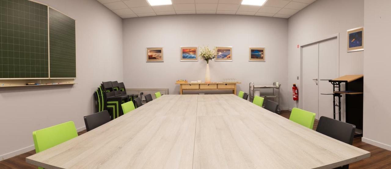 Antwerp Harbour Hotel Ngoại thất bức ảnh